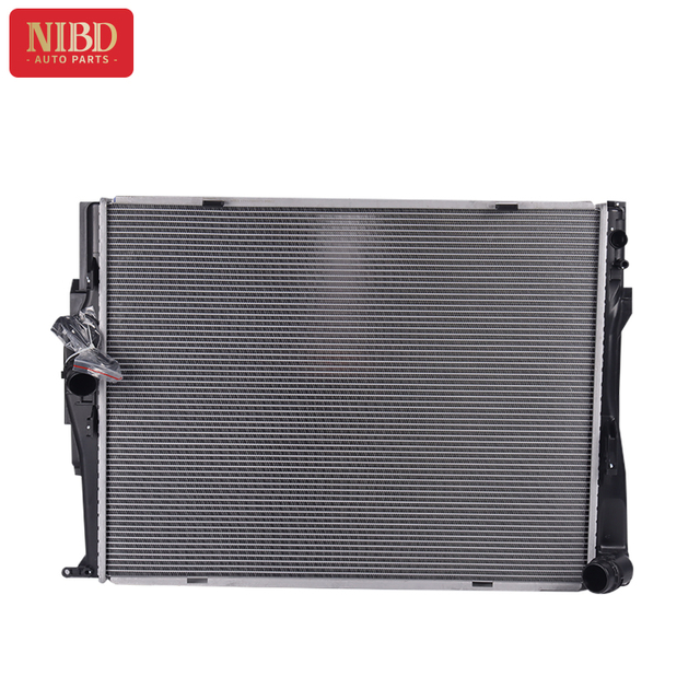 Radiador 17117559273 Para BMW E90 N45 N46 N52